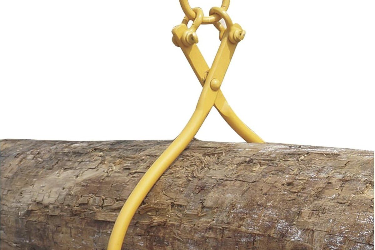 Roughneck 25 inch lifting log tongs gripping a log